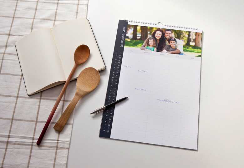 Personalised Family Planner with Photo smartphoto UK