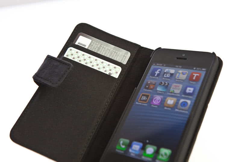 Personalised iPhone Cover and Wallet - 2in1 | smartphoto UK